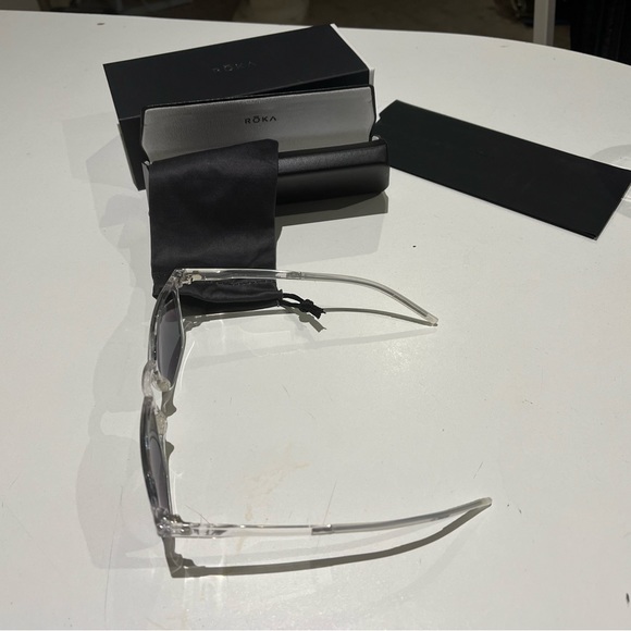 Various quality sunglasses - Picture 7 of 11